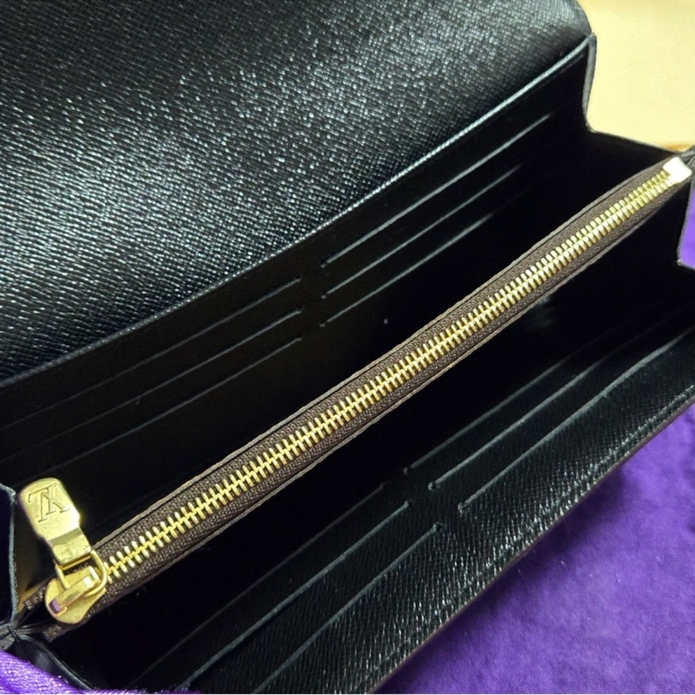 Louis Vuitton Reverse Monogram Long Sarah Wallet - Picture 3 of 13